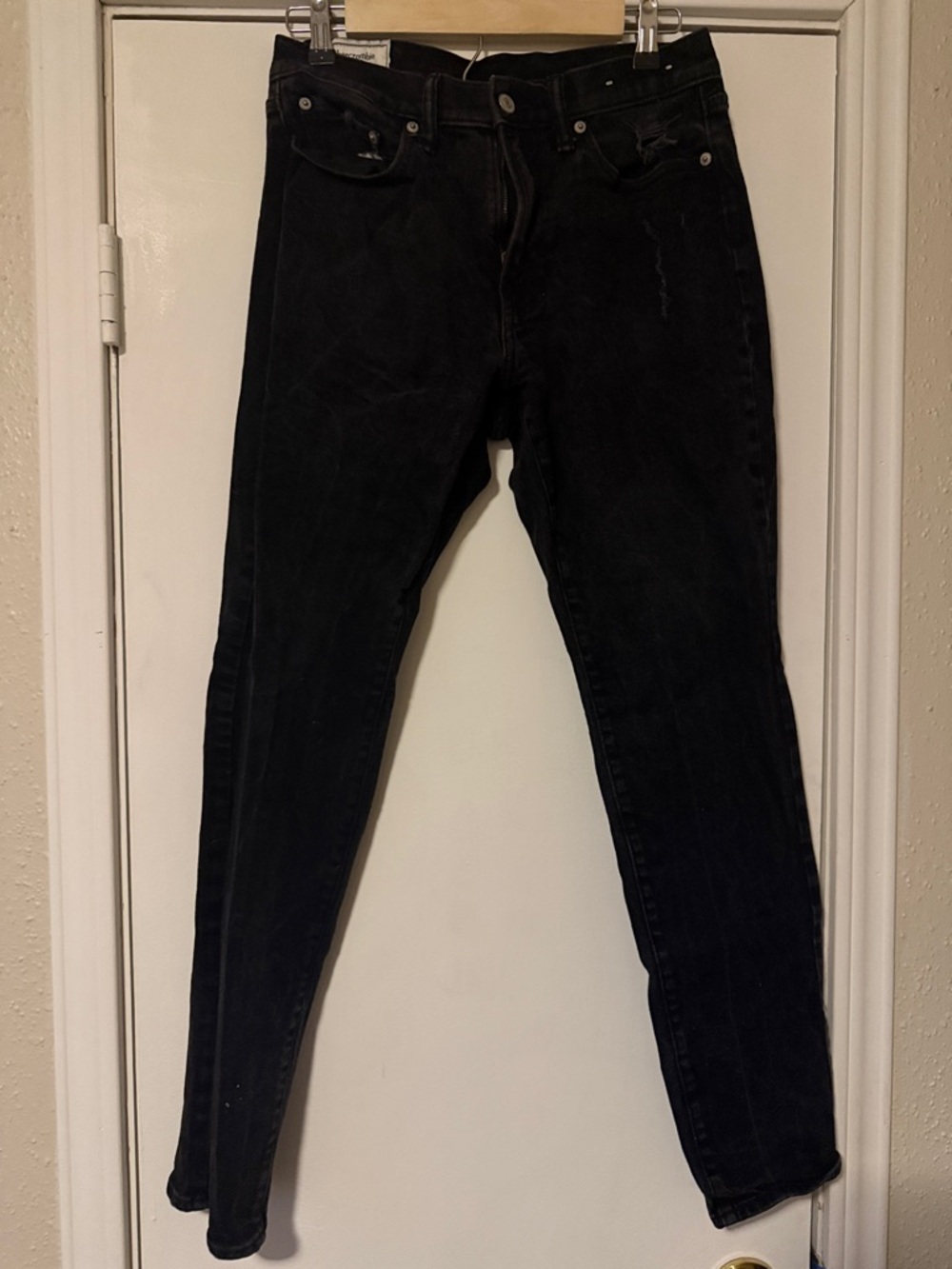 2/$20 Abercrombie & Fitch Men's Slim Straight Jeans - Black